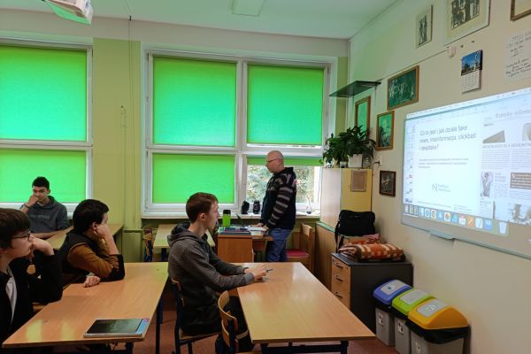 Jak nie dać się omamić sztucznej i inteligencji?