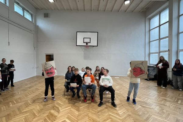 „Strajk dzieci wrzesińskich” – szkolne przedstawienie klasy 6b