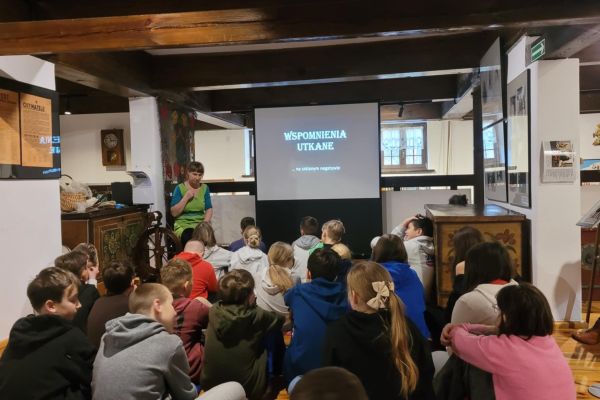 Warsztaty „Kręć się kręć wrzeciono”