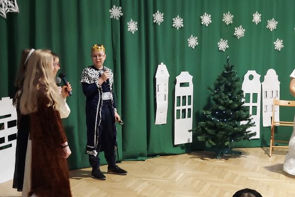 Jasełka z Gwiazdami 