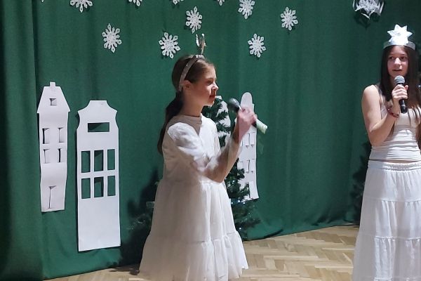 Jasełka z Gwiazdami 