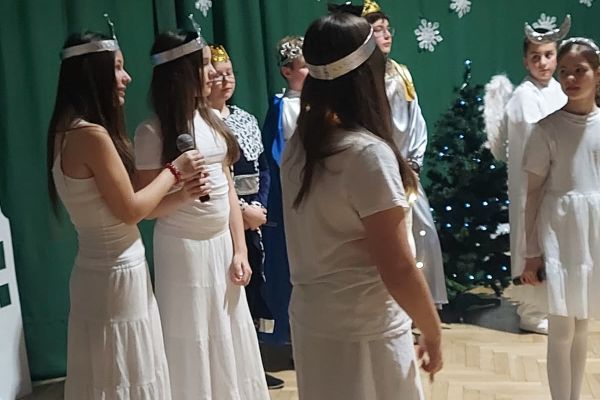 Jasełka z Gwiazdami 