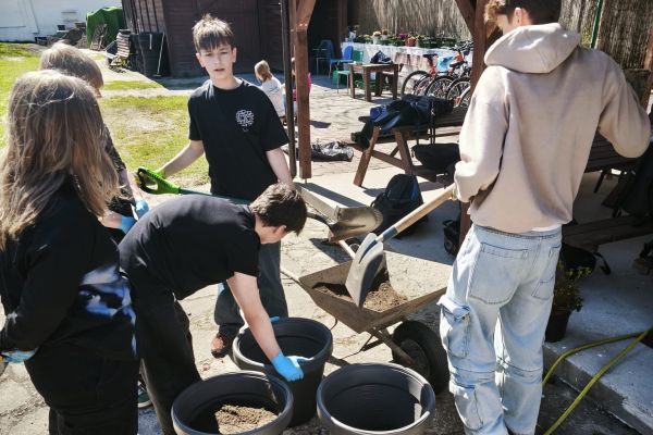 Akcja charytatywna Ogród Solidarności
