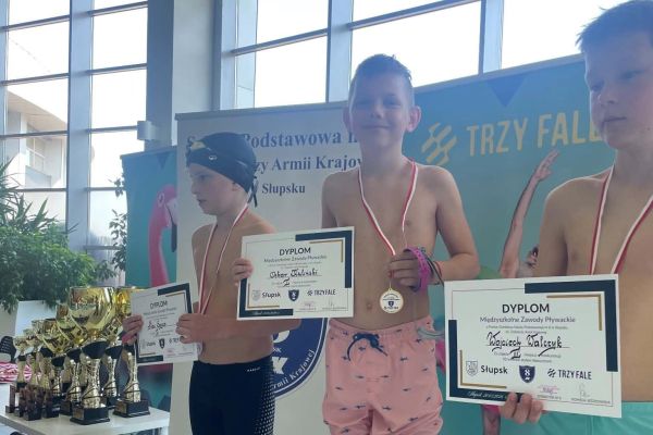 Zawodach pływackie o Puchar Dyrektora Szkoły Podstawowej nr 8