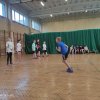 Uczniowie_podczas_rozgrywek_zbijaka_klas_V